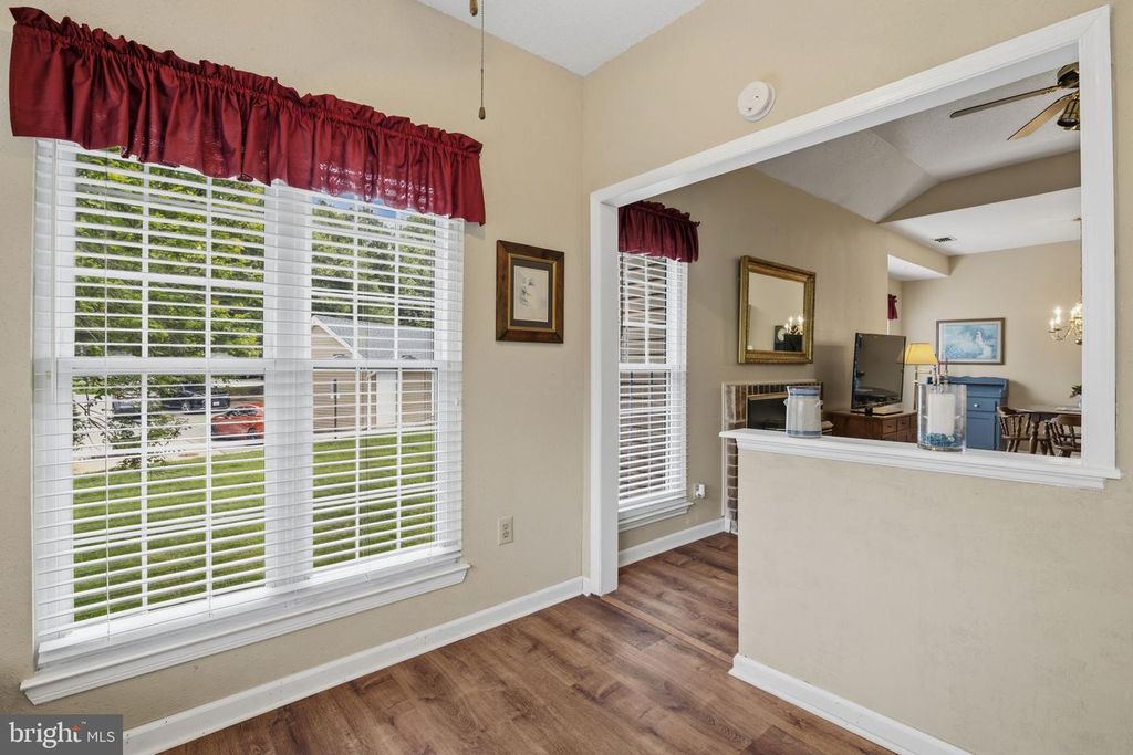 Image 6 of property listing at 604-G SQUIRE LN #604-G, Bel Air, MD 21014