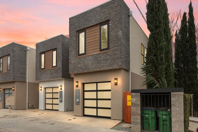 2821 Democracy Aly, Sacramento, CA 95816