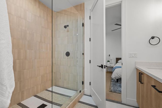 2821 Democracy Aly, Sacramento, CA 95816