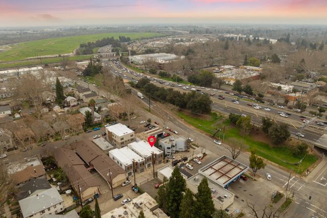 2821 Democracy Aly, Sacramento, CA 95816