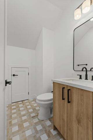 2821 Democracy Aly, Sacramento, CA 95816