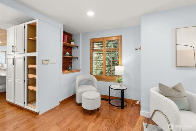 3622 23rd Ave W, Seattle, WA 98199