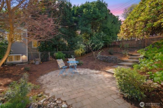 3622 23rd Ave W, Seattle, WA 98199