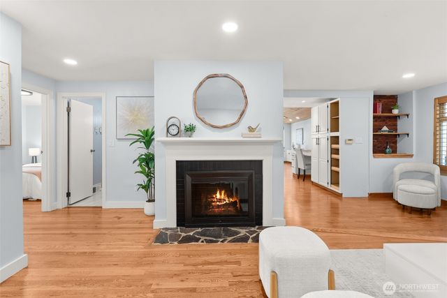 3622 23rd Ave W, Seattle, WA 98199