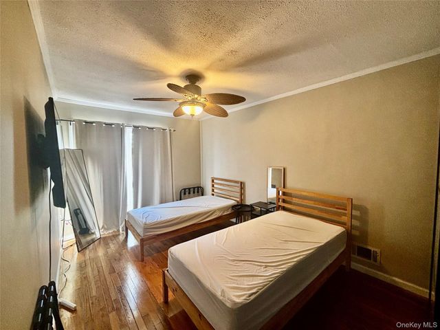 254-40 Craft Avenue 2nd Fl, Rosedale, NY 11422