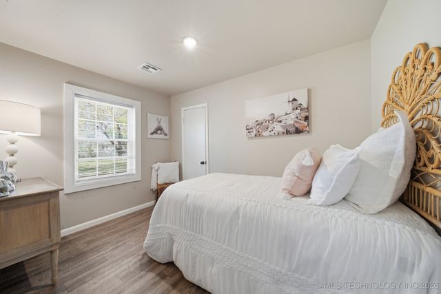 802 N Birch Street, Owasso, OK 74055