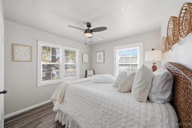 802 N Birch Street, Owasso, OK 74055