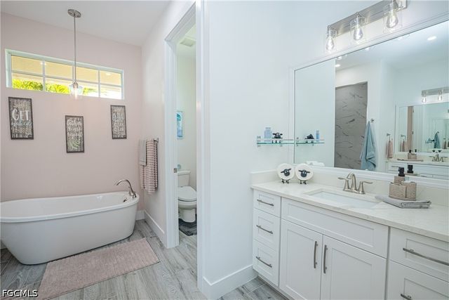 1244 NW 37th AVE, Cape Coral, FL 33993