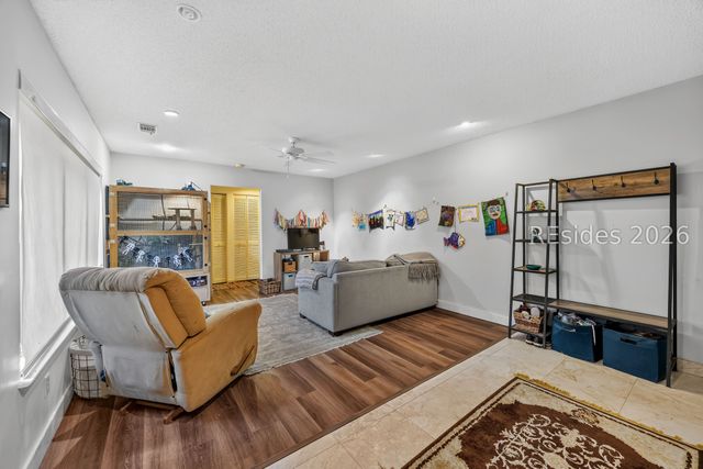 7 Bay Pines Dr, Hilton Head Island, SC 29928