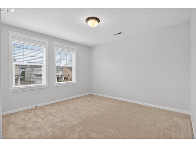 222 Nw 153RD St, Vancouver, WA 98685