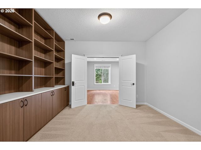 222 Nw 153RD St, Vancouver, WA 98685