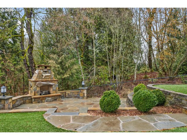 222 Nw 153RD St, Vancouver, WA 98685