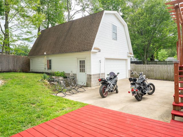3333 W 39TH Street, Erie, PA 16506