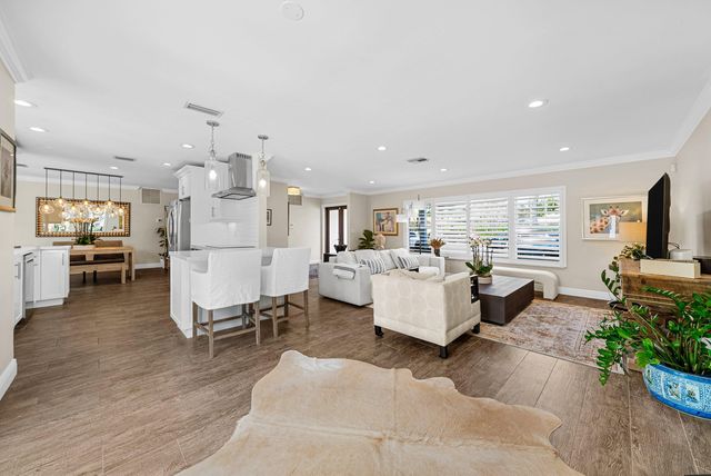 830 Tangerine Way, Gulf Stream, FL 33483