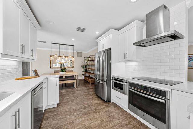 830 Tangerine Way, Gulf Stream, FL 33483