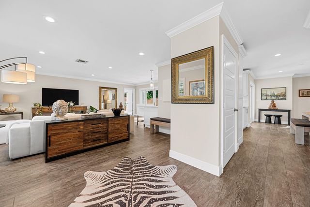 830 Tangerine Way, Gulf Stream, FL 33483