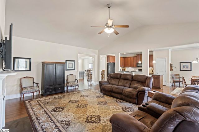 215 Marehaven Court, Piedmont, SC 29673