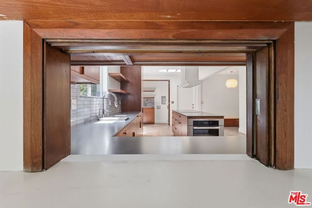 444 S Windsor Boulevard, Los Angeles, CA 90020