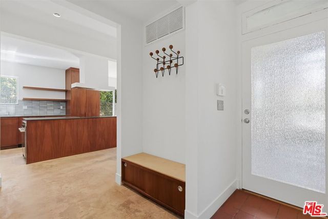 444 S Windsor Boulevard, Los Angeles, CA 90020