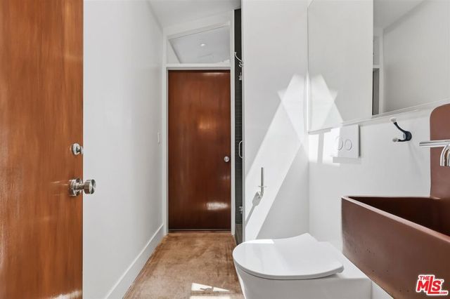 444 S Windsor Boulevard, Los Angeles, CA 90020