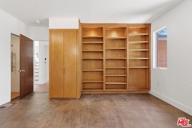 444 S Windsor Boulevard, Los Angeles, CA 90020