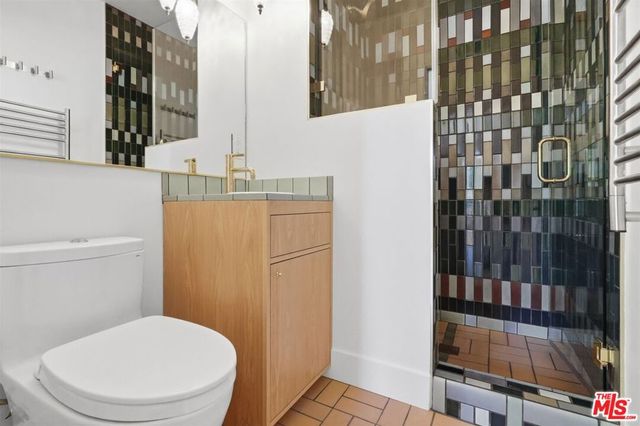 444 S Windsor Boulevard, Los Angeles, CA 90020