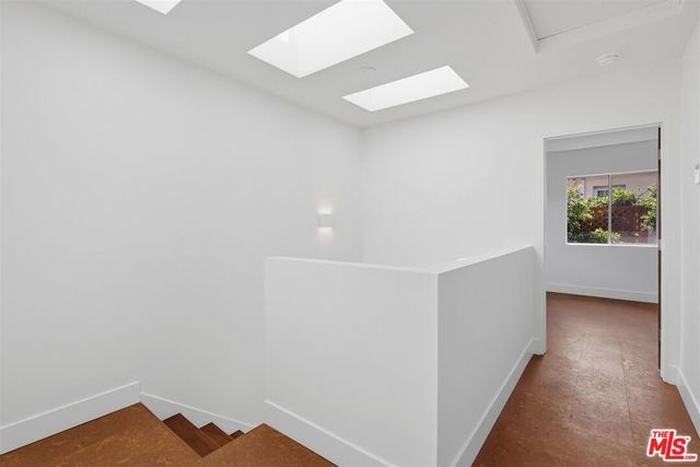 444 S Windsor Boulevard, Los Angeles, CA 90020