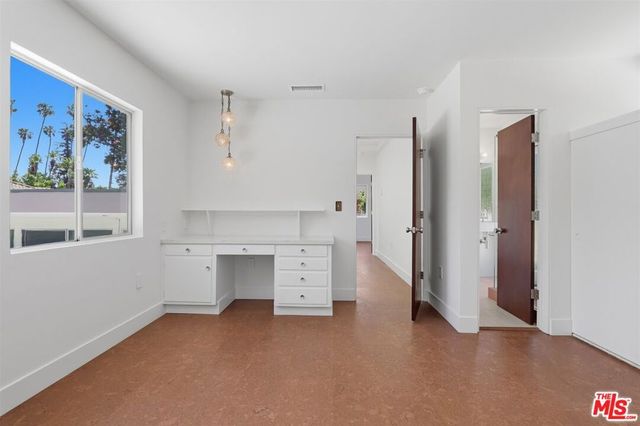 444 S Windsor Boulevard, Los Angeles, CA 90020