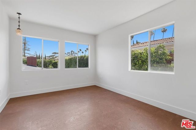 444 S Windsor Boulevard, Los Angeles, CA 90020
