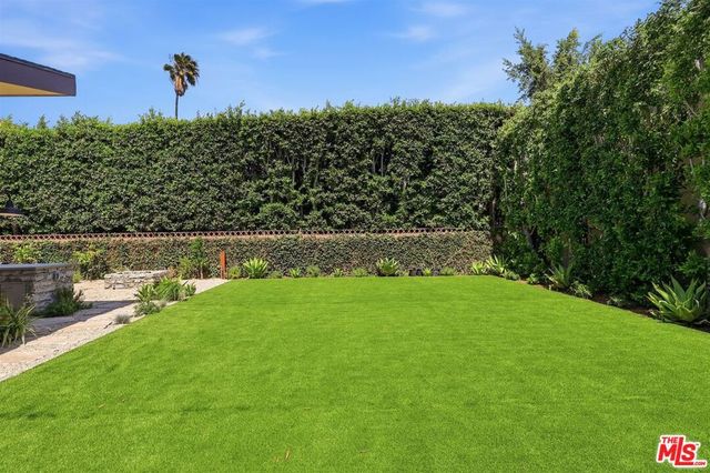 444 S Windsor Boulevard, Los Angeles, CA 90020