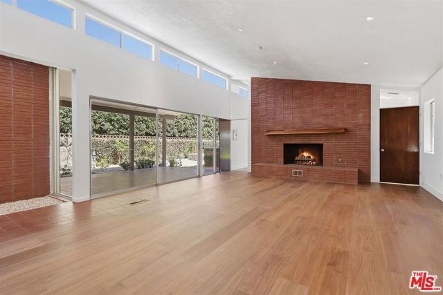 444 S Windsor Boulevard, Los Angeles, CA 90020