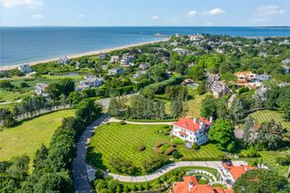 4 Yosemite Valley Rd Road, Westerly, RI 02891