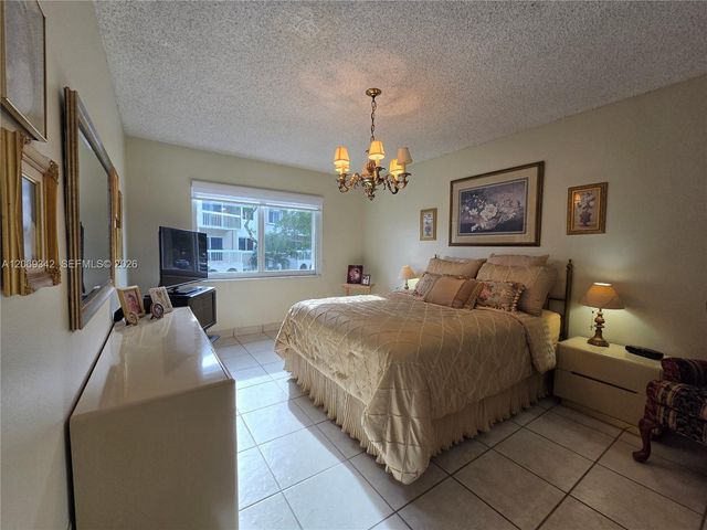 7707 Camino Real 209, Miami, FL 33143