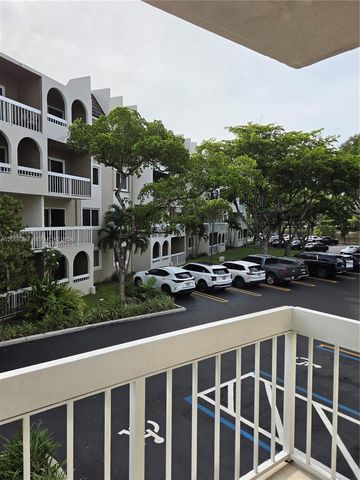 7707 Camino Real 209, Miami, FL 33143
