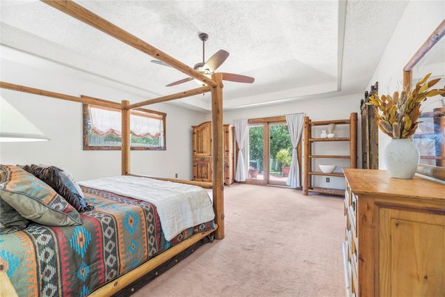 281 Ridgewood Drive, Magnolia, TX 77355