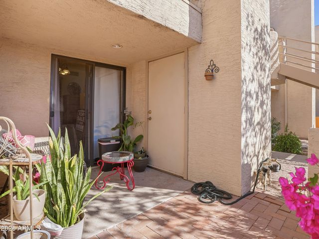 1832 N 52ND Street 107, Phoenix, AZ 85008