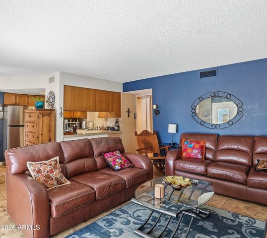 1832 N 52ND Street 107, Phoenix, AZ 85008