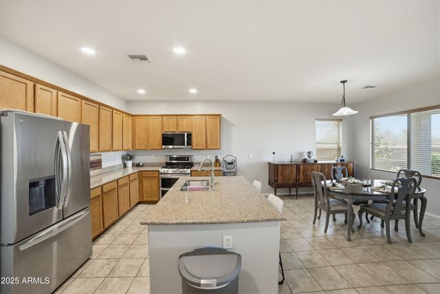 1111 E MADERA GROVE Lane, Sahuarita, AZ 85629