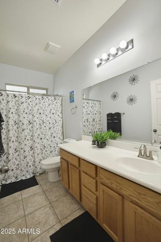 1111 E MADERA GROVE Lane, Sahuarita, AZ 85629