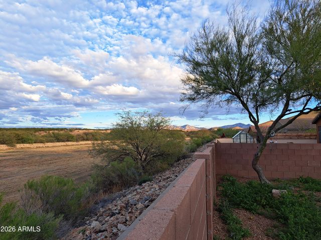 1111 E MADERA GROVE Lane, Sahuarita, AZ 85629