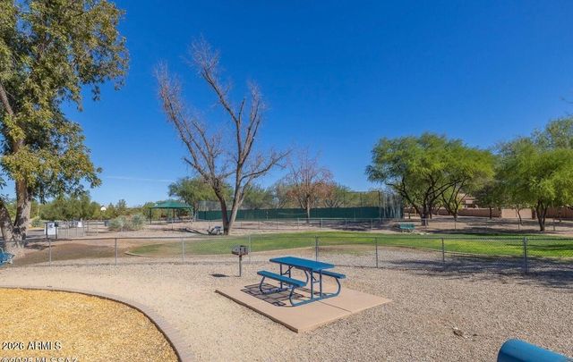1111 E MADERA GROVE Lane, Sahuarita, AZ 85629