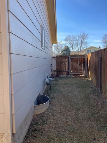 150 Regency Blvd, Pueblo, CO 81005