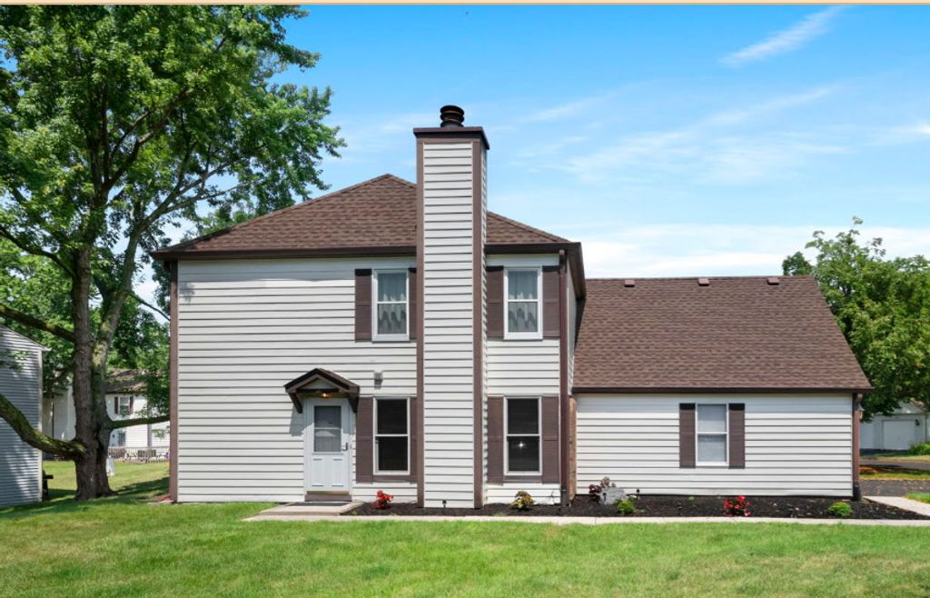 2651 Country Oaks Court, Aurora, IL 60502