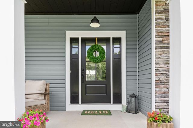 215 SADDLE RIDGE LN, Fredericksburg, VA 22406