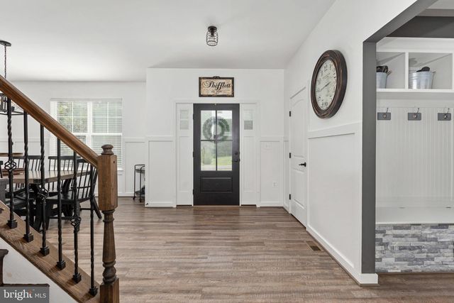 215 SADDLE RIDGE LN, Fredericksburg, VA 22406