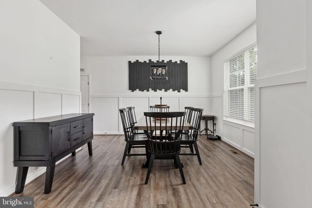 215 SADDLE RIDGE LN, Fredericksburg, VA 22406