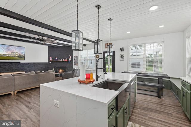 215 SADDLE RIDGE LN, Fredericksburg, VA 22406