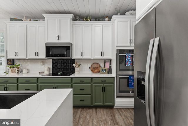 215 SADDLE RIDGE LN, Fredericksburg, VA 22406
