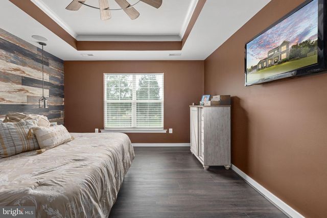 215 SADDLE RIDGE LN, Fredericksburg, VA 22406