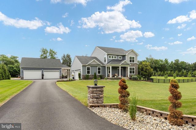 215 SADDLE RIDGE LN, Fredericksburg, VA 22406